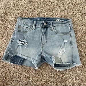 GAP jean shorts size 26